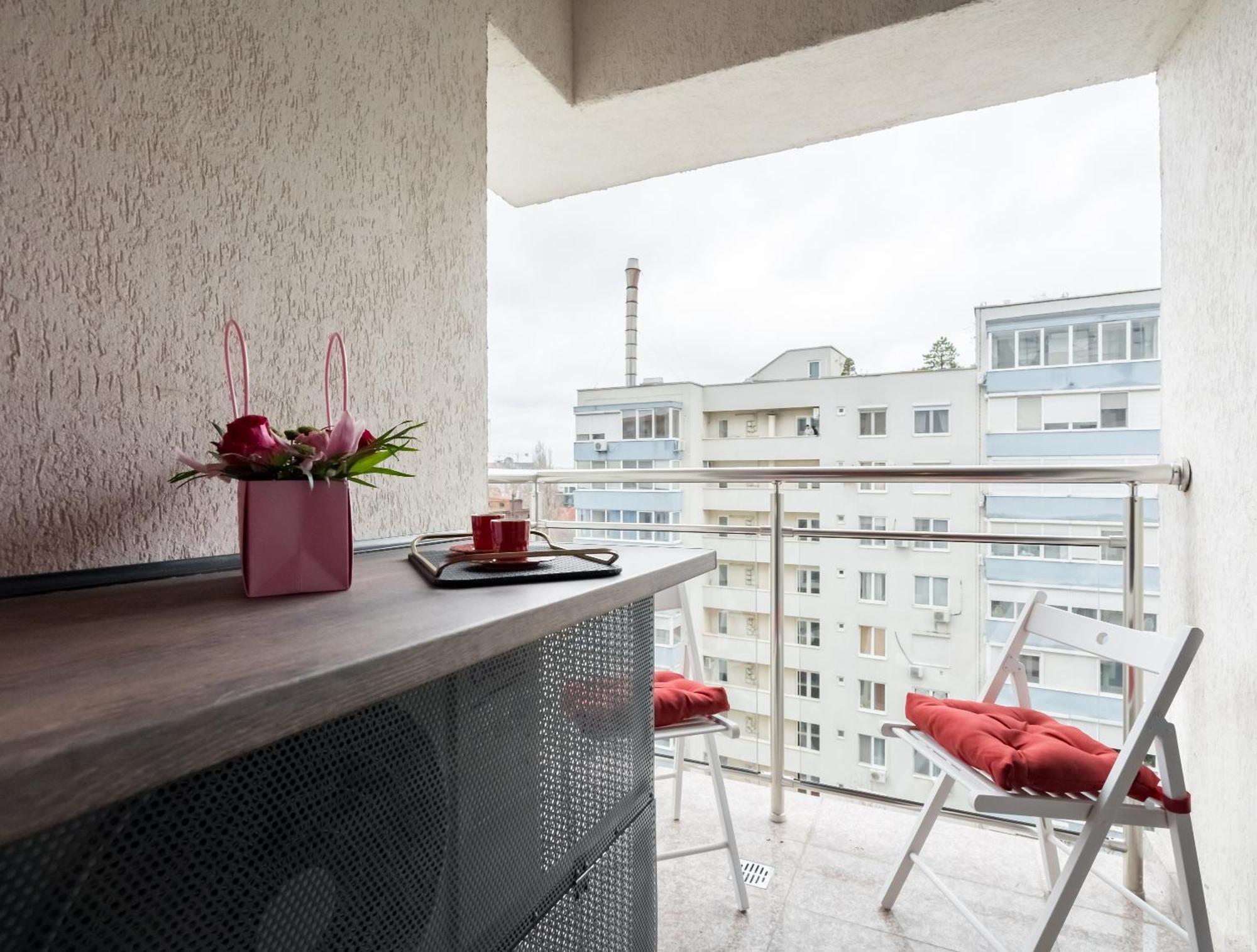 Urban Nest Studio Bukarest Exteriör bild